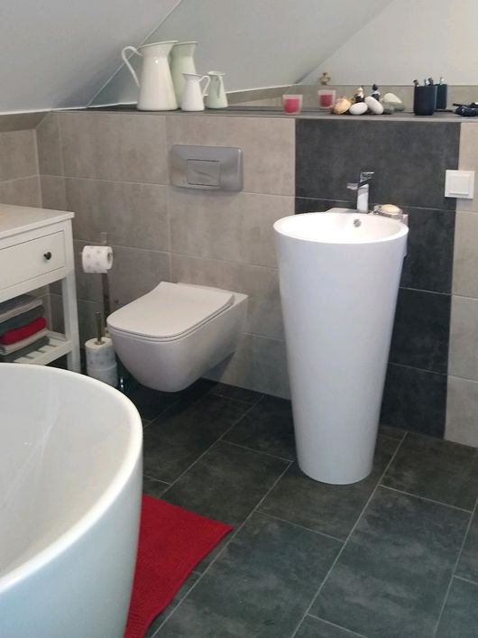 IMAGE_6ac26434-4b37-43f5-af0c-df5681a76fc480235941...